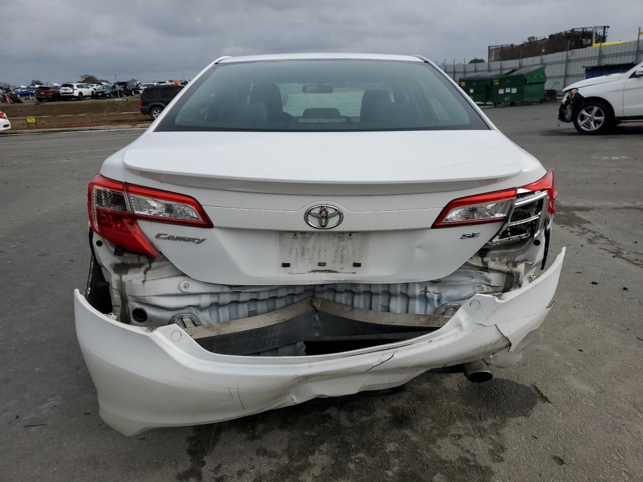 2014 Toyota Camry L VIN: 4T1BF1FK4EU747392 Lot: 84306374