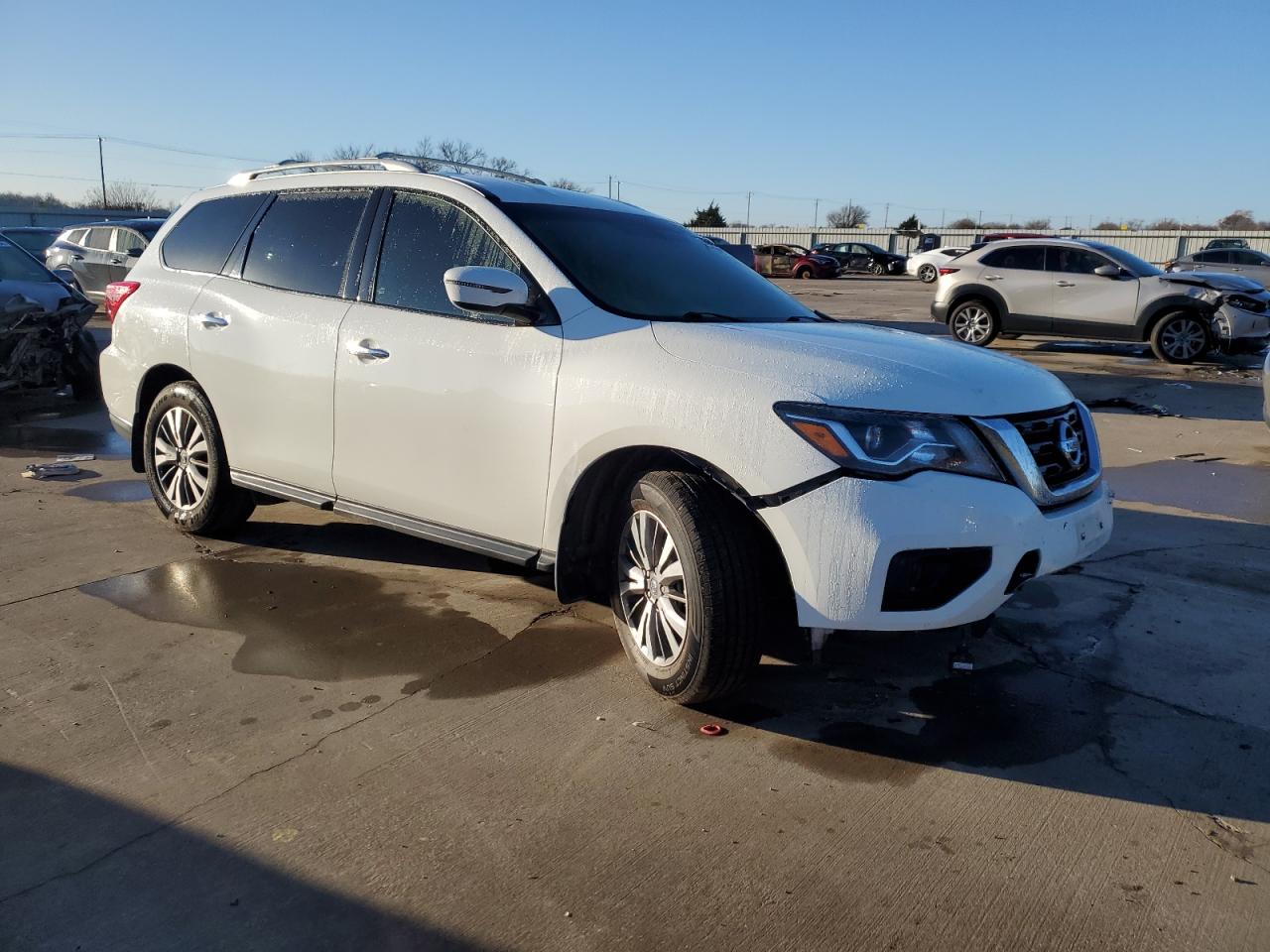 2020 Nissan Pathfinder - Image 4