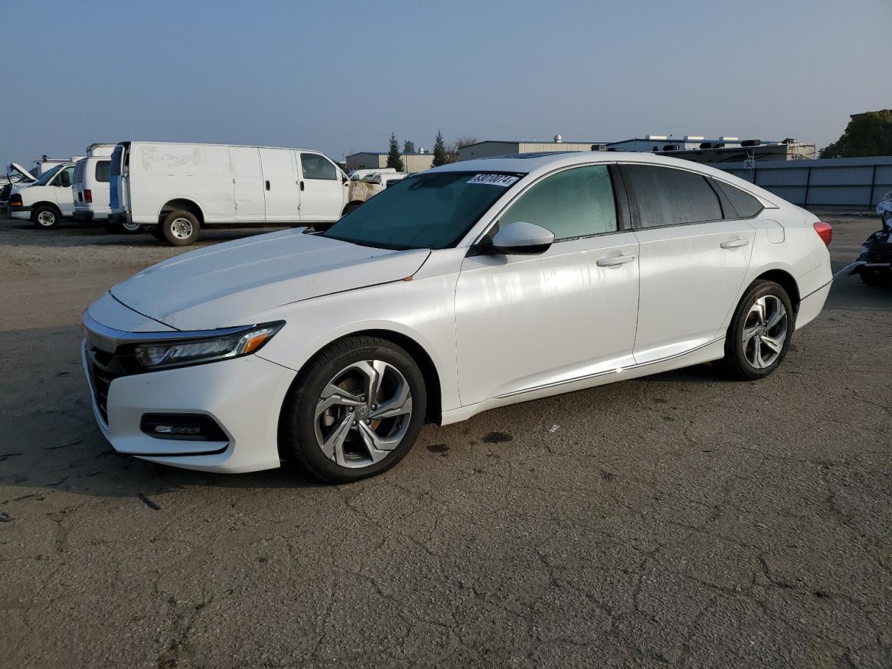 VIN 1HGCV1F47JA120549 2018 HONDA ACCORD no.1