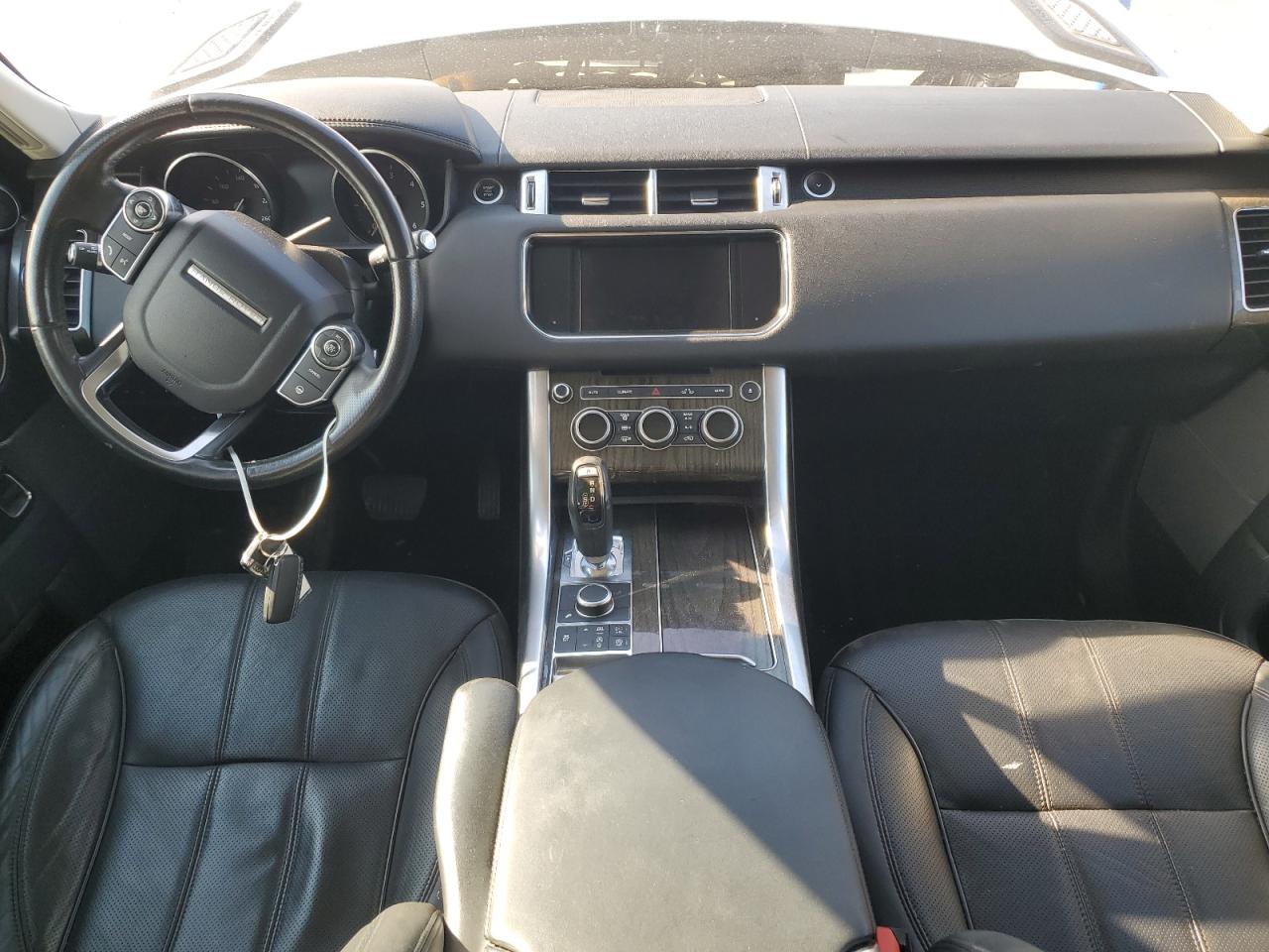 2016 Land Rover Range Rover - Image 8