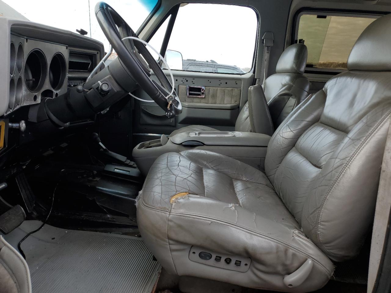 1991 GMC Jimmy V15 VIN: 1GKEV18K9MF501270 Lot: 84147814