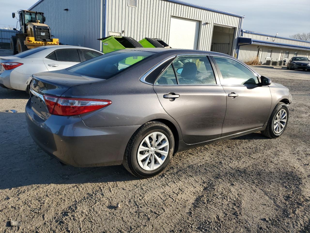 2016 Toyota Camry - Image 3