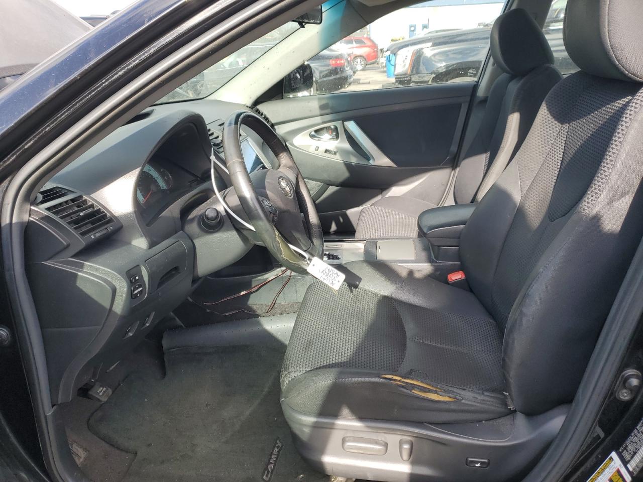 2011 Toyota Camry - Image 7