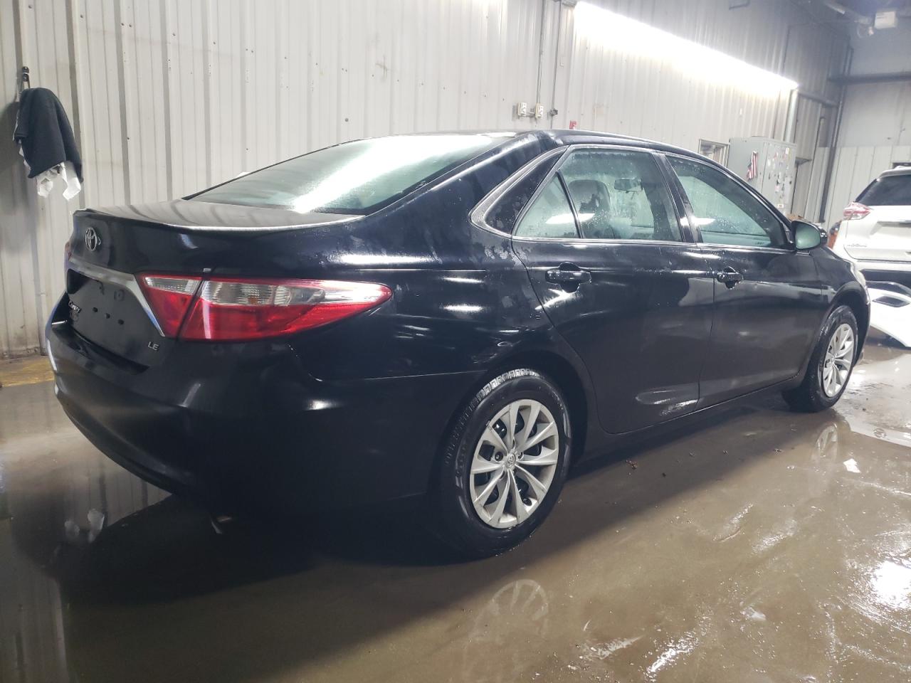 VIN 4T4BF1FK9FR512185 2015 TOYOTA CAMRY no.3