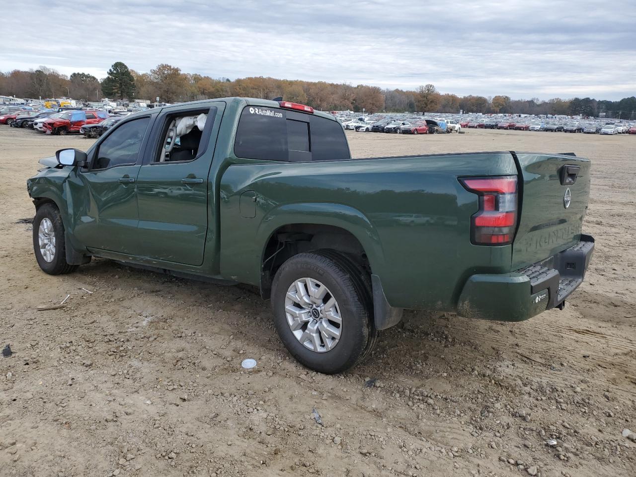 2024 Nissan Navara (Frontier) - Image 2