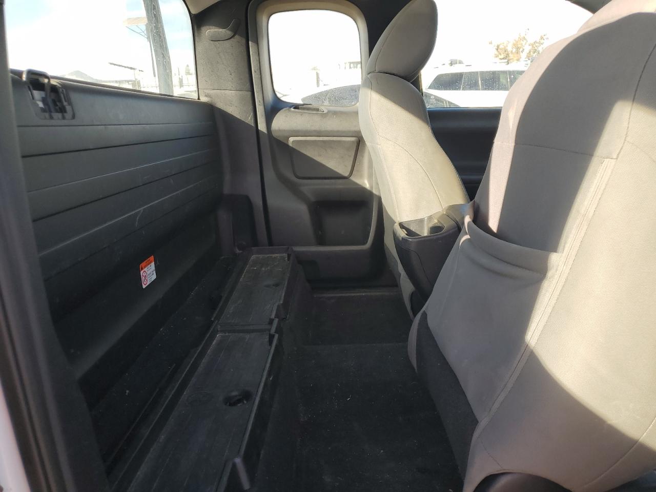 2017 Toyota Tacoma - Image 10