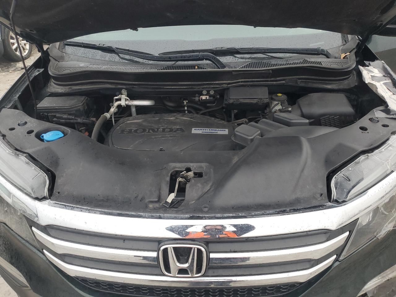 2017 Honda Pilot - Image 12