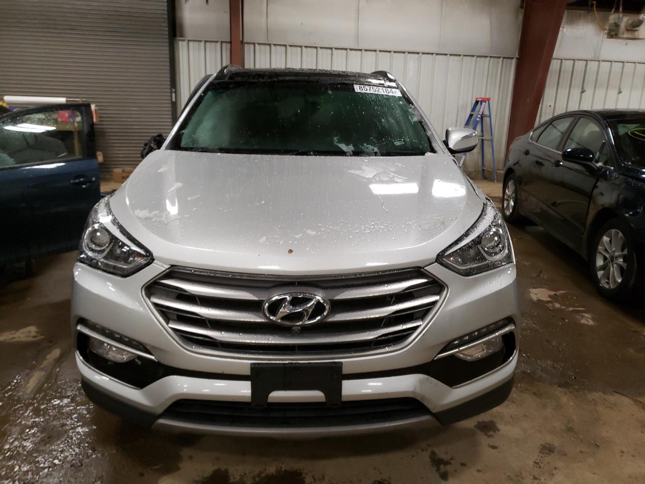 VIN 5XYZUDLB0HG410769 2017 HYUNDAI SANTA FE no.5