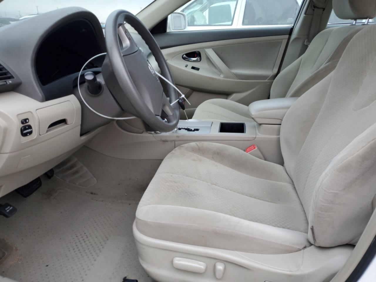 2009 Toyota Camry - Image 7