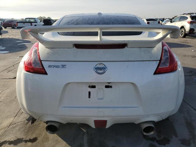 Купе NISSAN 370Z 2013 Белы