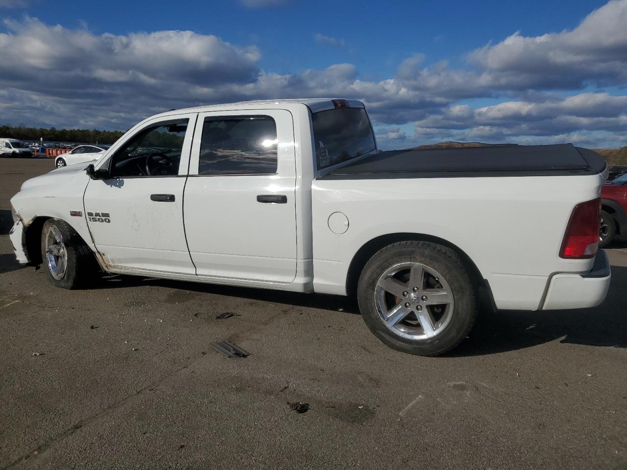 VIN 3C6RR7KT9JG197171 2018 RAM 1500 no.2