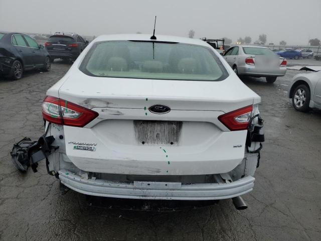 Sedans FORD FUSION 2016 Biały