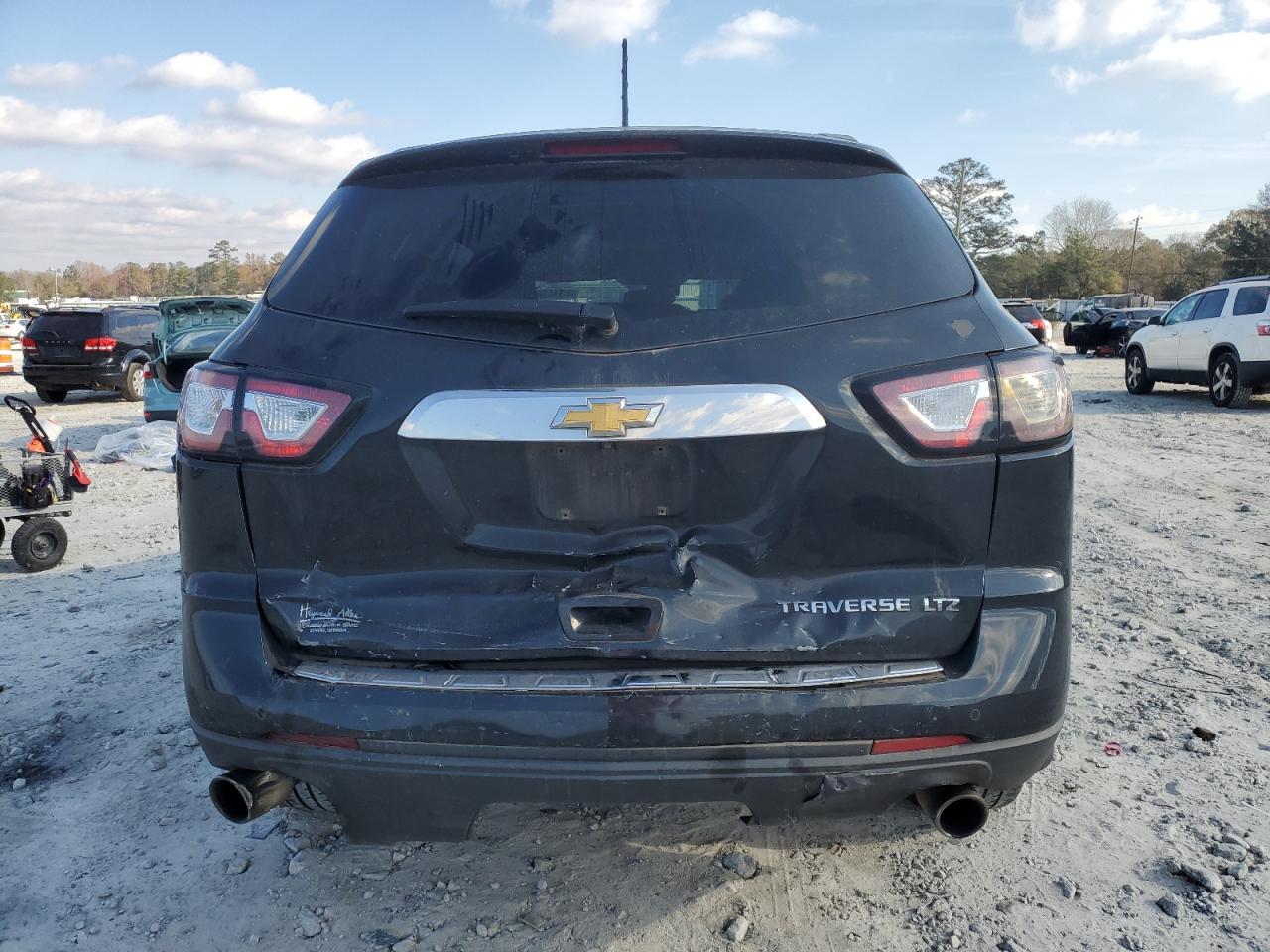 2015 Chevrolet Traverse - Image 6