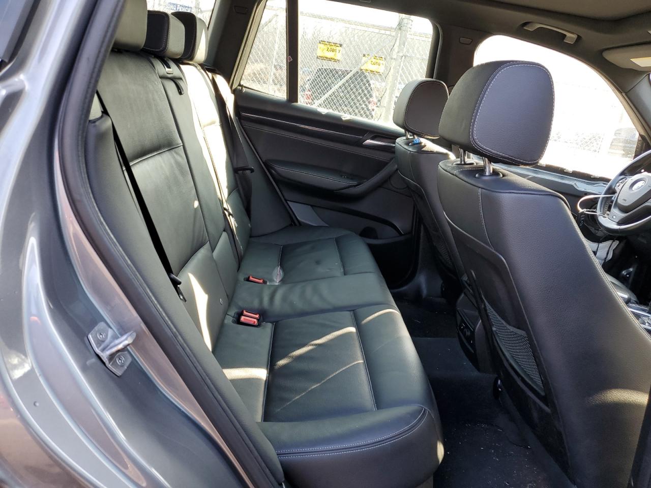 2016 BMW X3 - Image 11