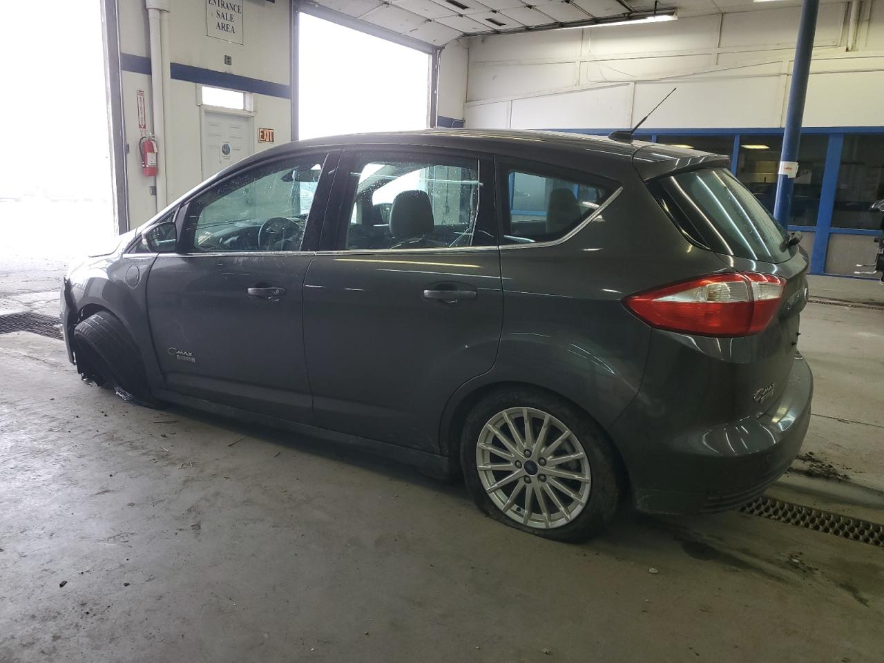 VIN 1FADP5CUXGL109329 2016 FORD CMAX no.2