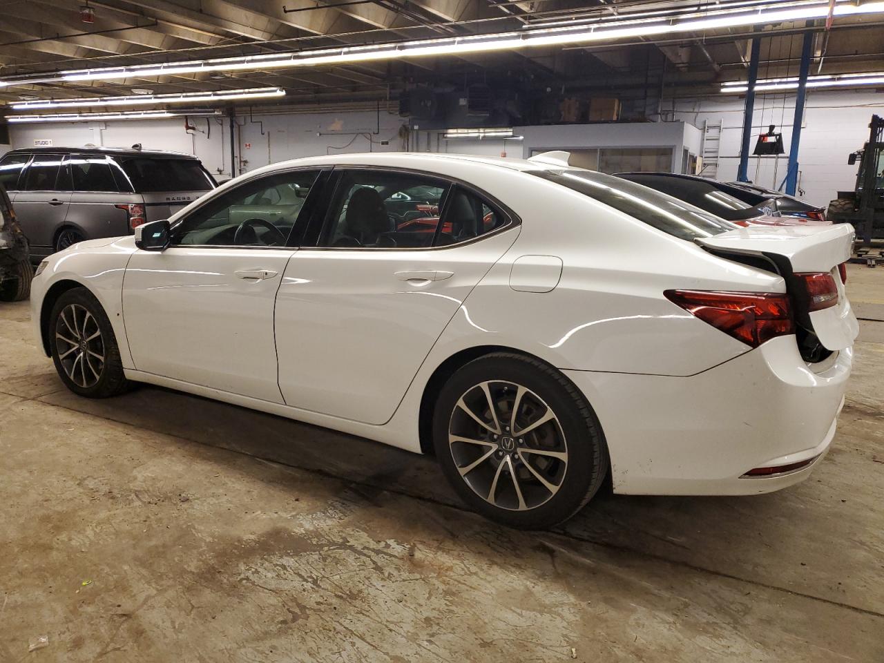 VIN 19UUB2F54FA000730 2015 ACURA TLX no.2