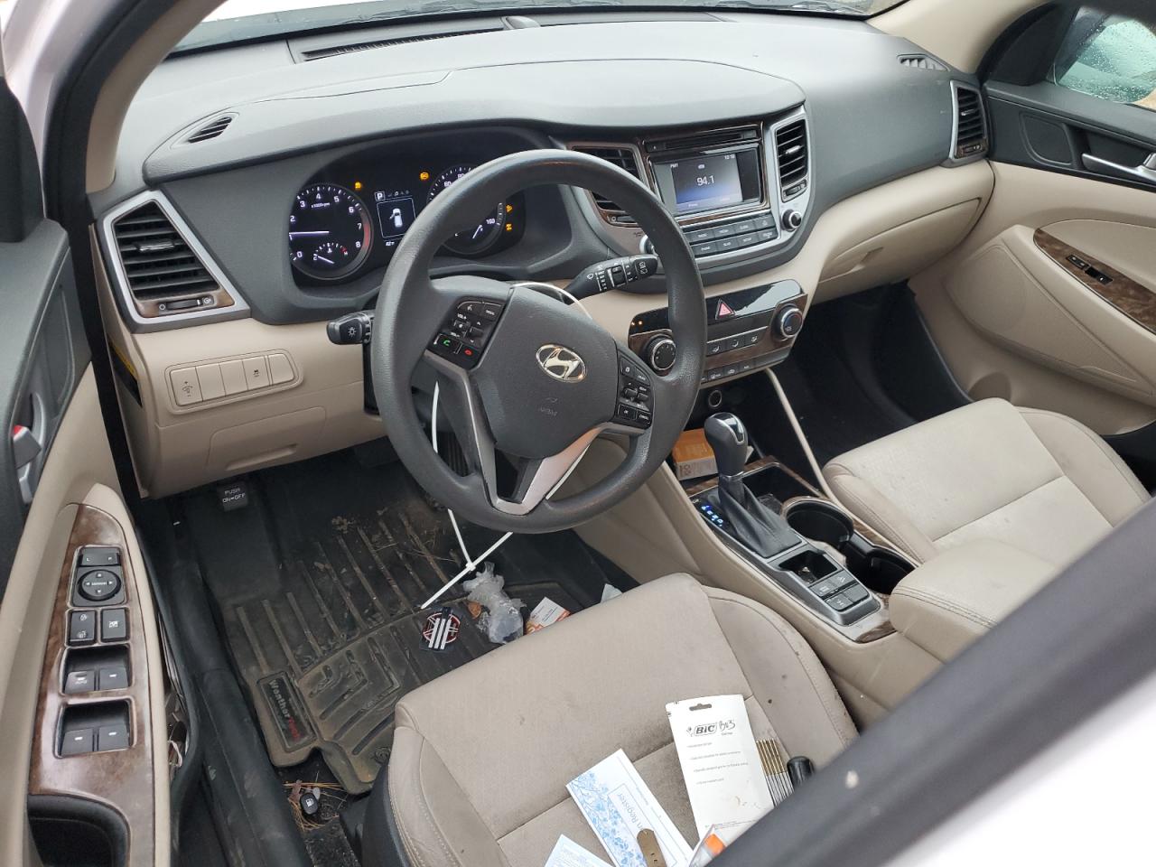 2016 Hyundai Tucson - Image 8