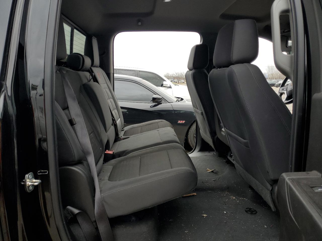 2019 Chevrolet Silverado - Image 10