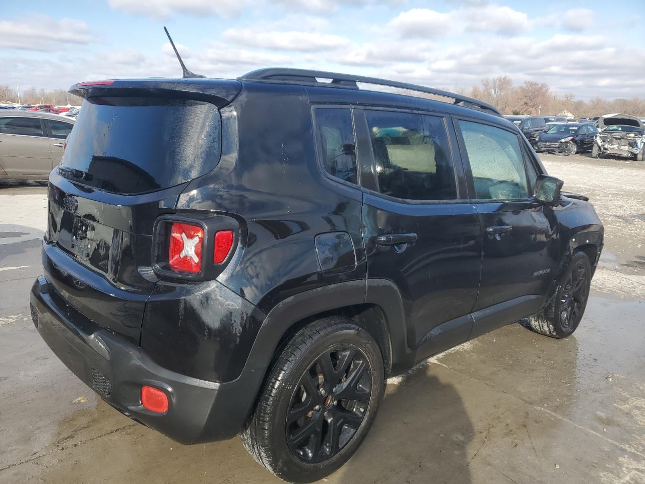 2017 Jeep Renegade - Image 3