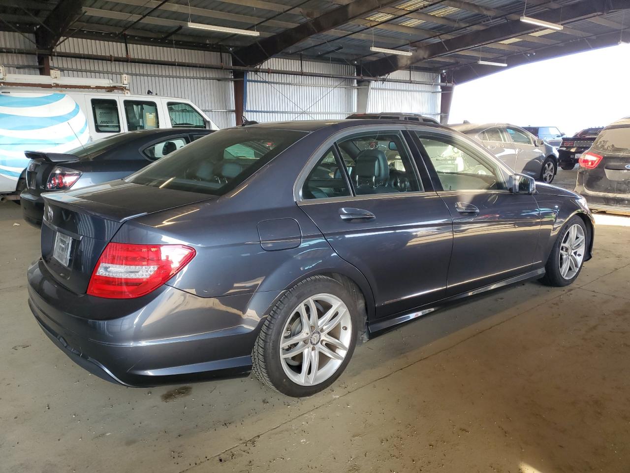 VIN WDDGF4HB5DR254417 2013 MERCEDES-BENZ C-CLASS no.3