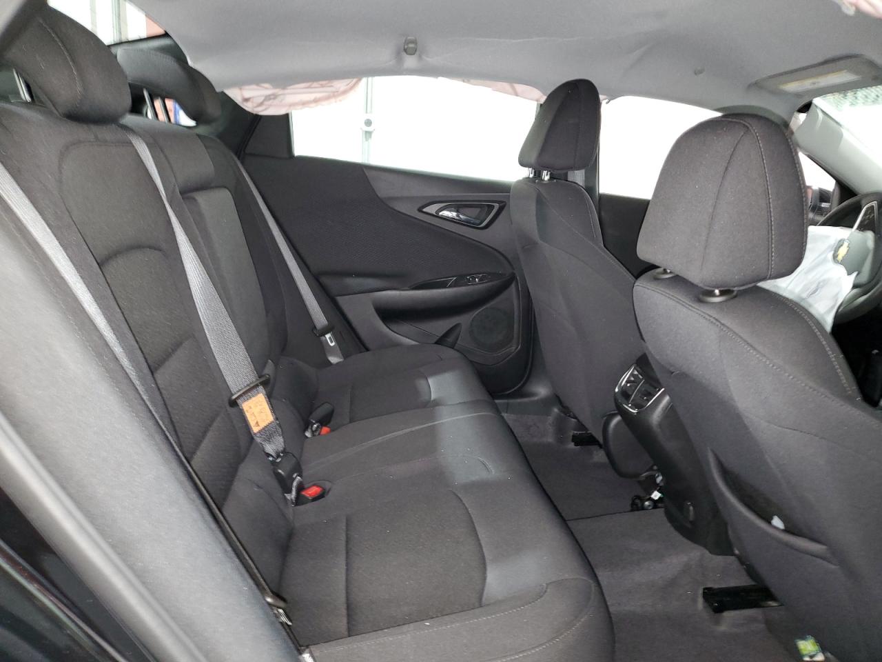 2023 Chevrolet Malibu - Image 10