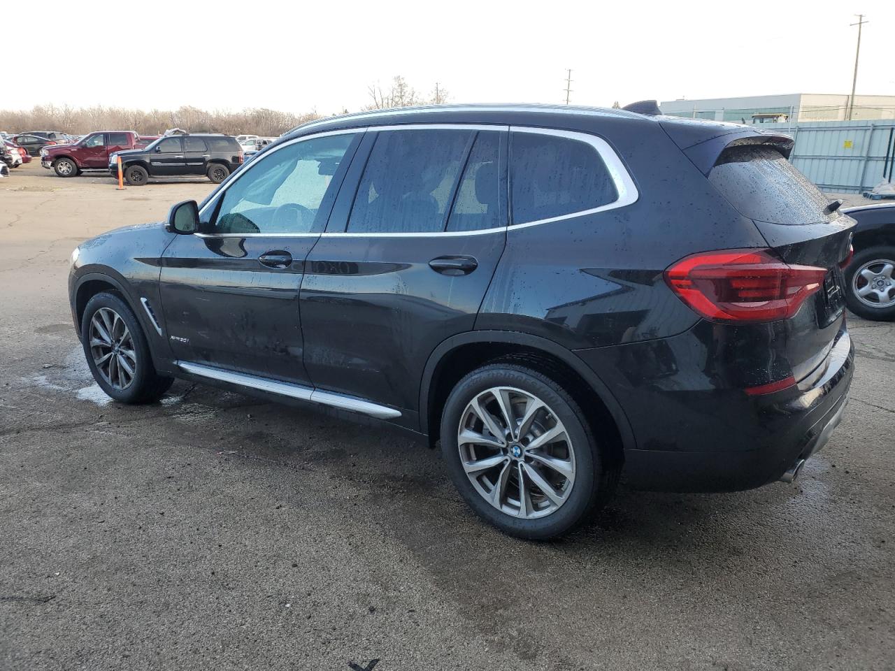 VIN 5UXTR9C50JLD62118 2018 BMW X3 no.2