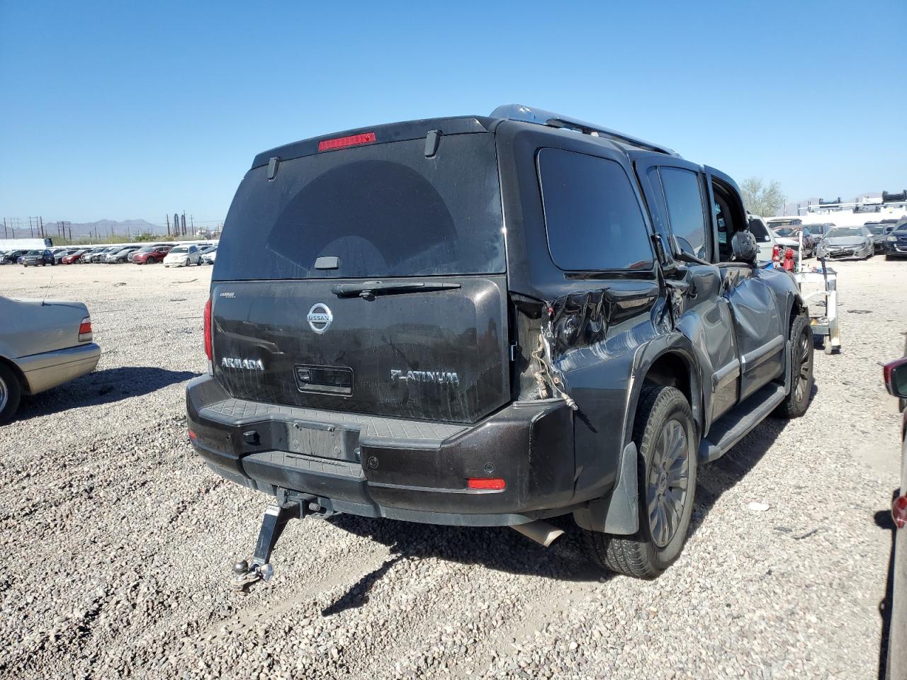 2015 Nissan Armada - Image 3
