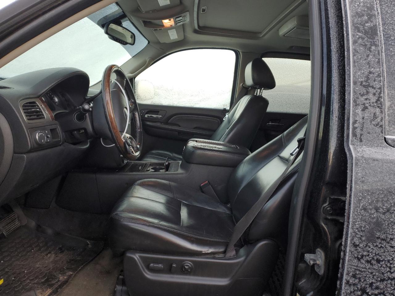 2007 GMC Yukon - Image 7