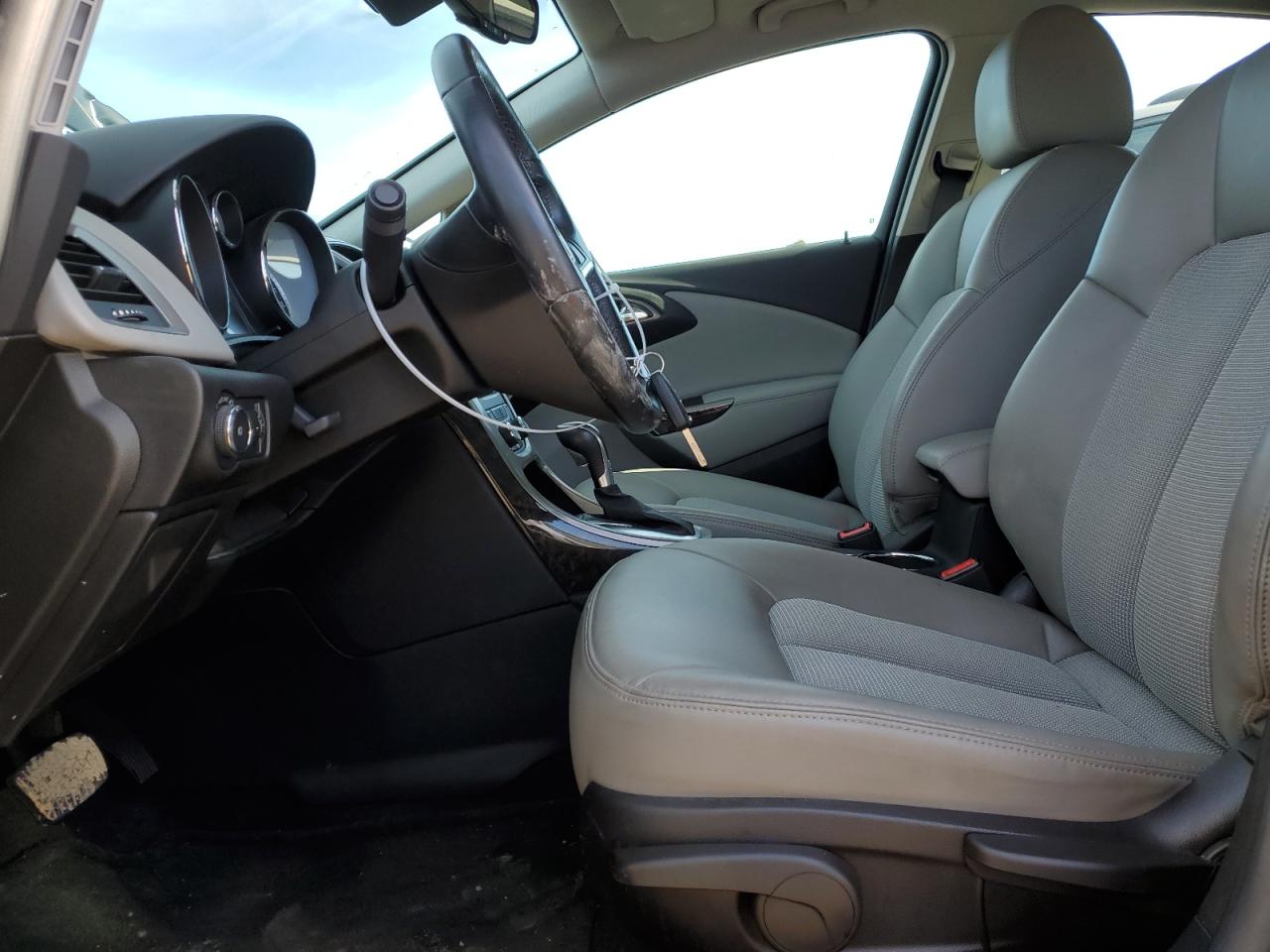 2014 Buick Verano - Image 7