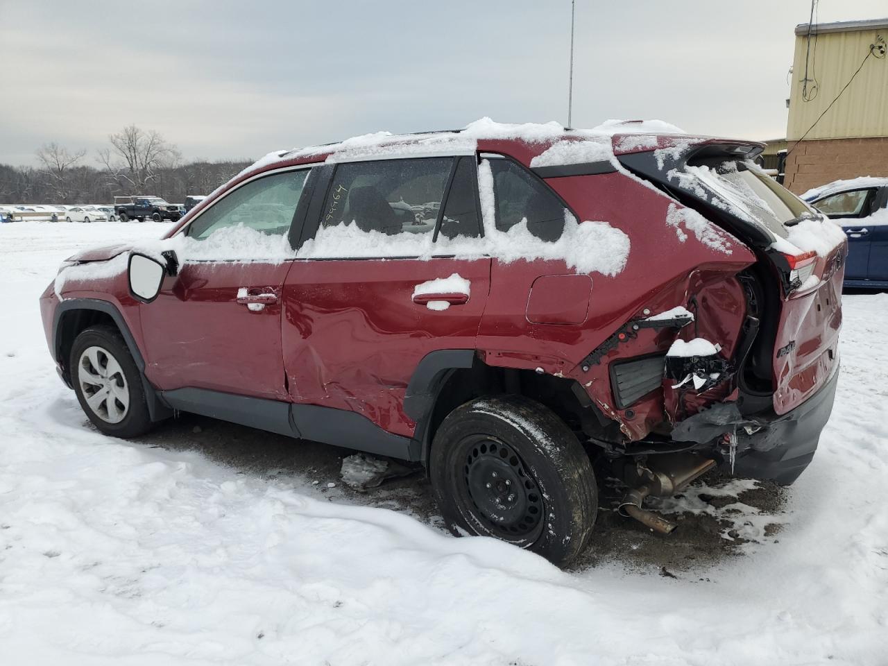 2T3G1RFV9MW224419 2021 TOYOTA RAV 4 - Image 2