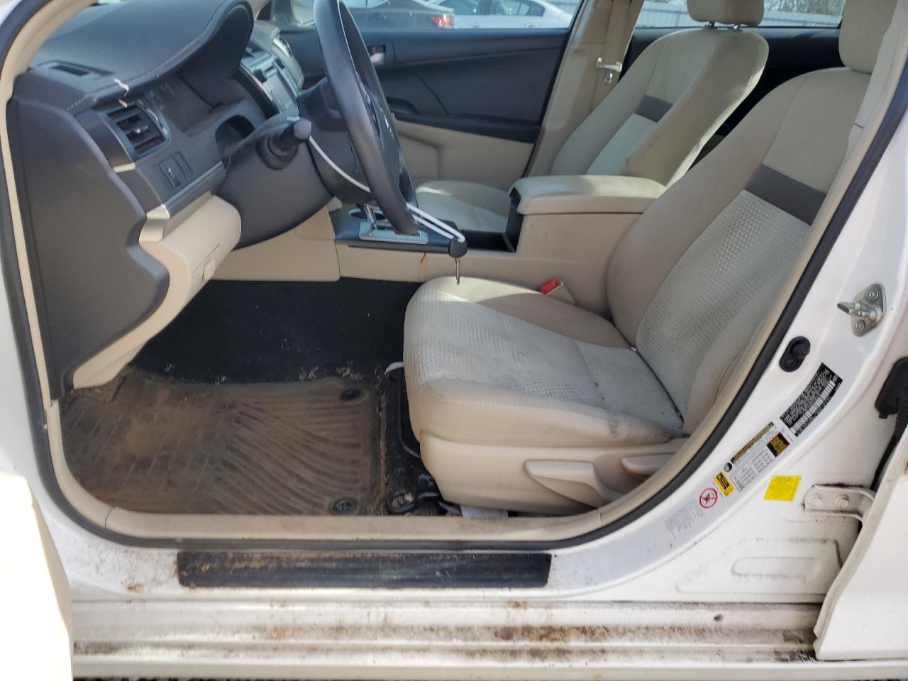 2014 Toyota Camry - Image 7