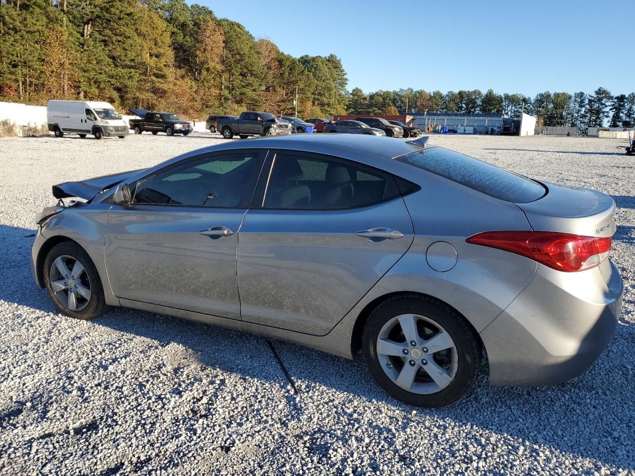 VIN KMHDH4AE5DU726586 2013 HYUNDAI ELANTRA no.2