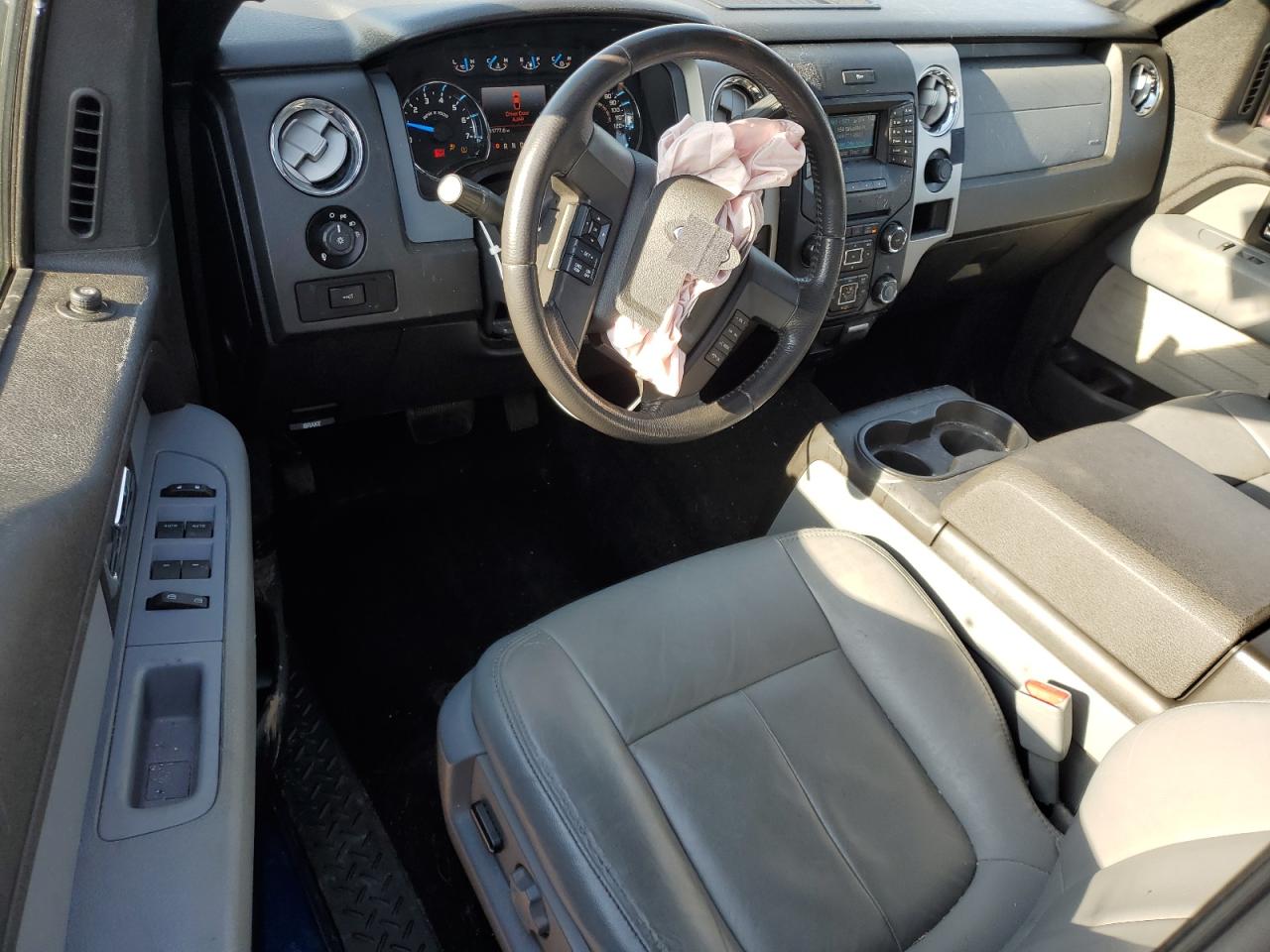 2014 Ford F-150 - Image 8