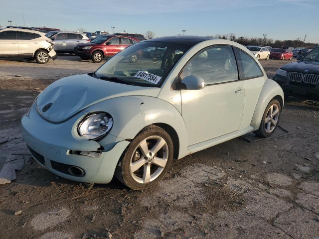 2010 Volkswagen New Beetle 