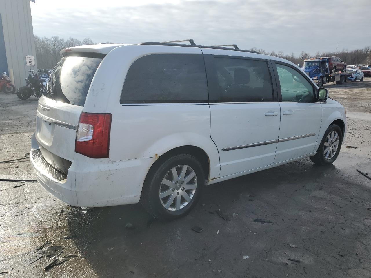 VIN 2C4RC1BGXER255394 2014 CHRYSLER MINIVAN no.3