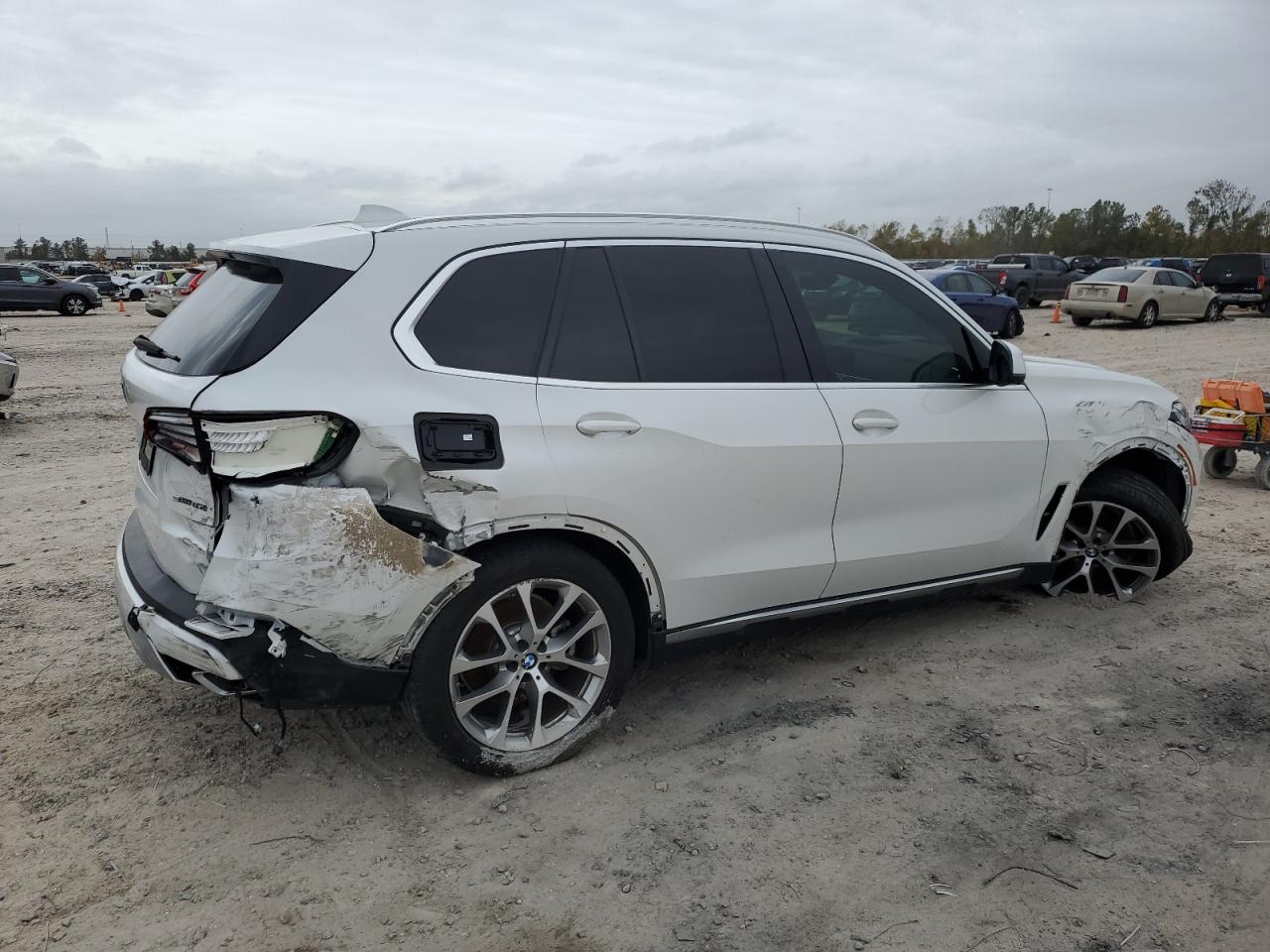 2020 BMW X5 - Image 3