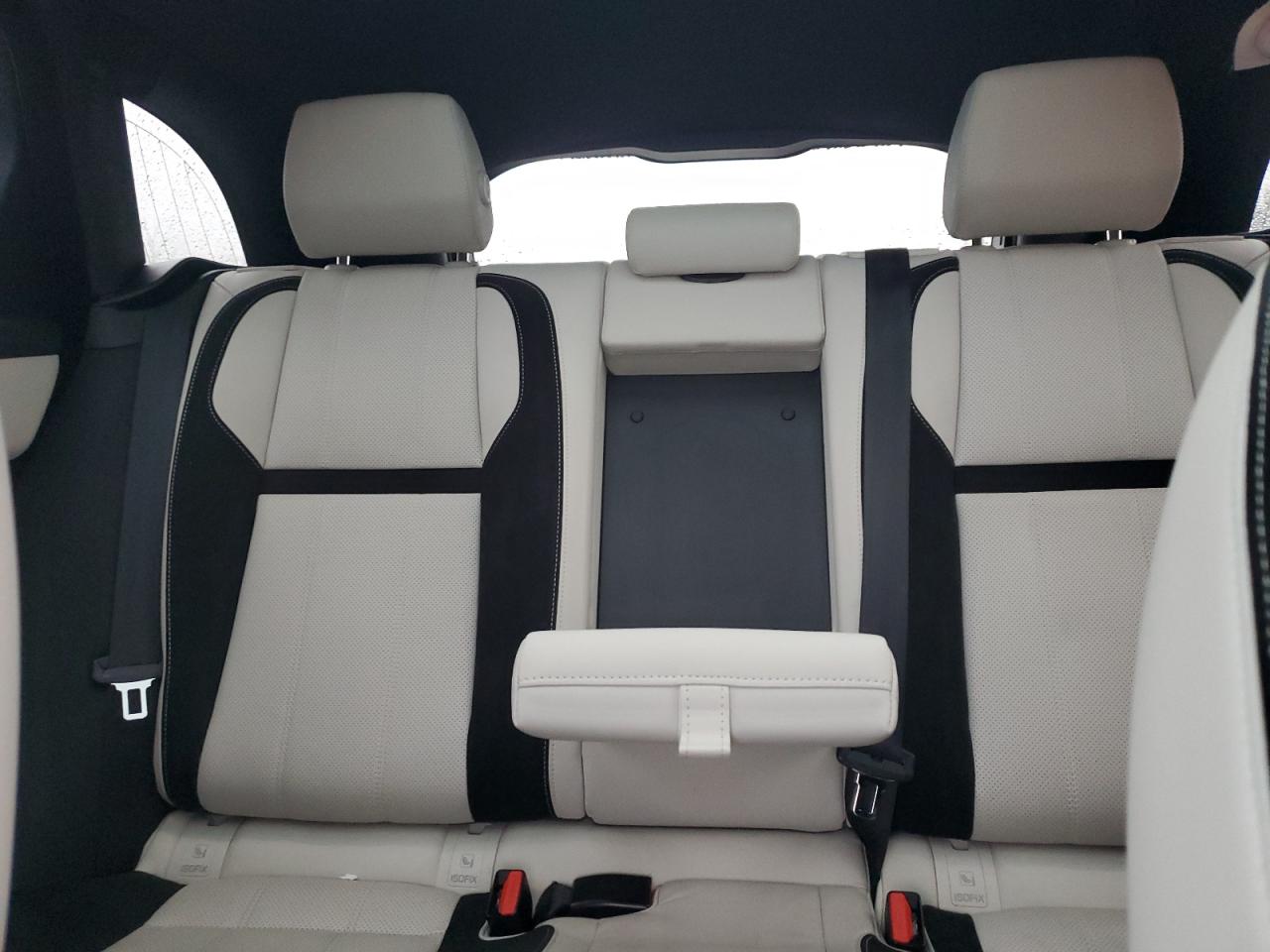 2020 Land Rover Range Rover - Image 10