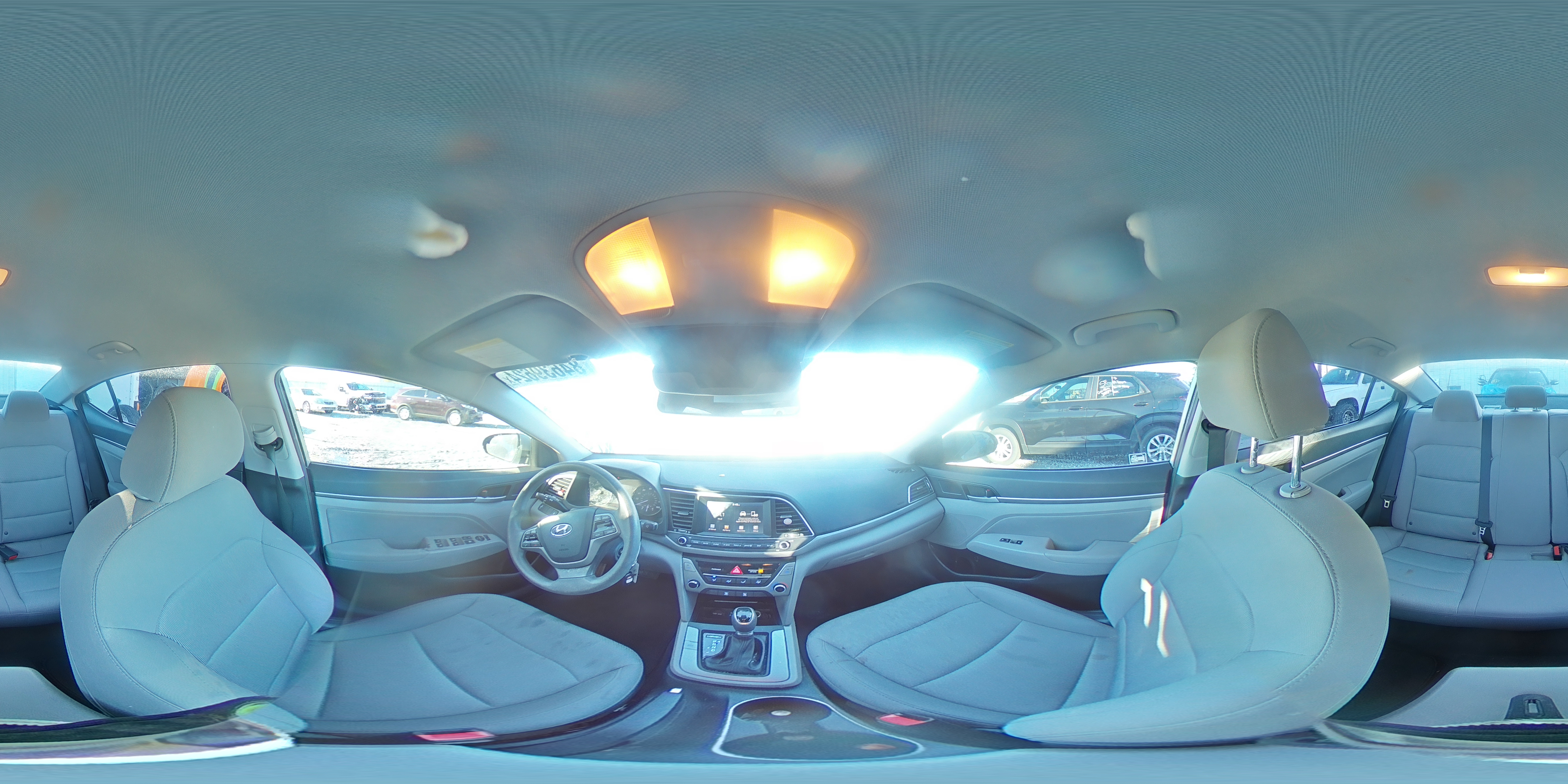 2017 Hyundai Elantra - Image 15
