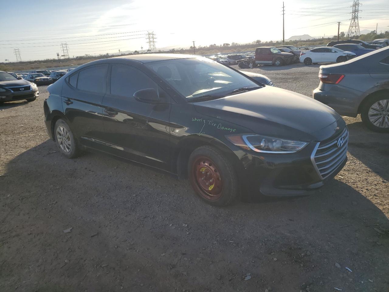 2017 Hyundai Elantra - Image 4