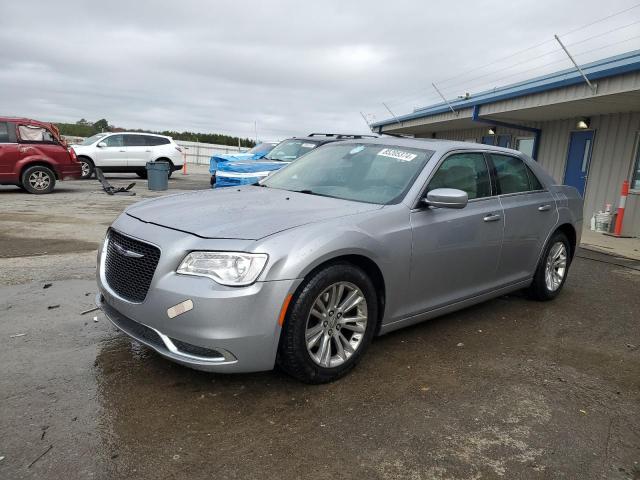  CHRYSLER 300 2017 Srebrny