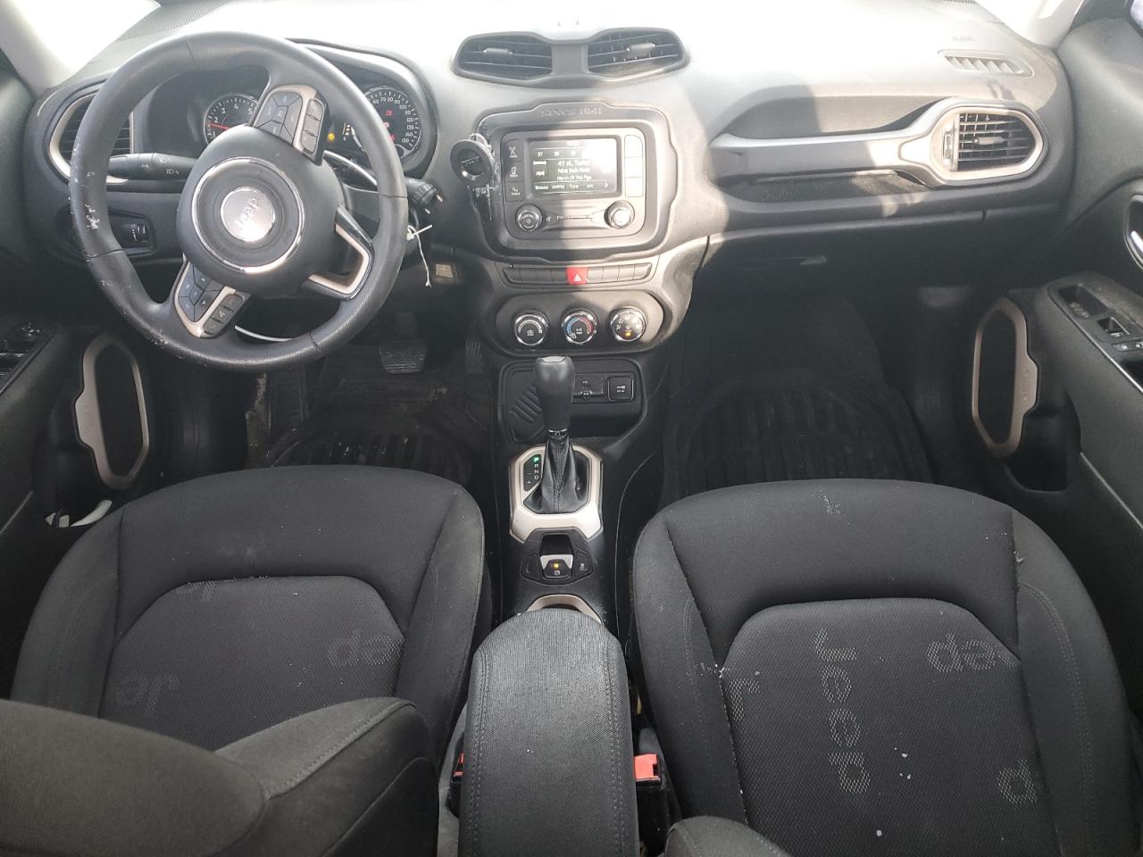 2015 Jeep Renegade - Image 8