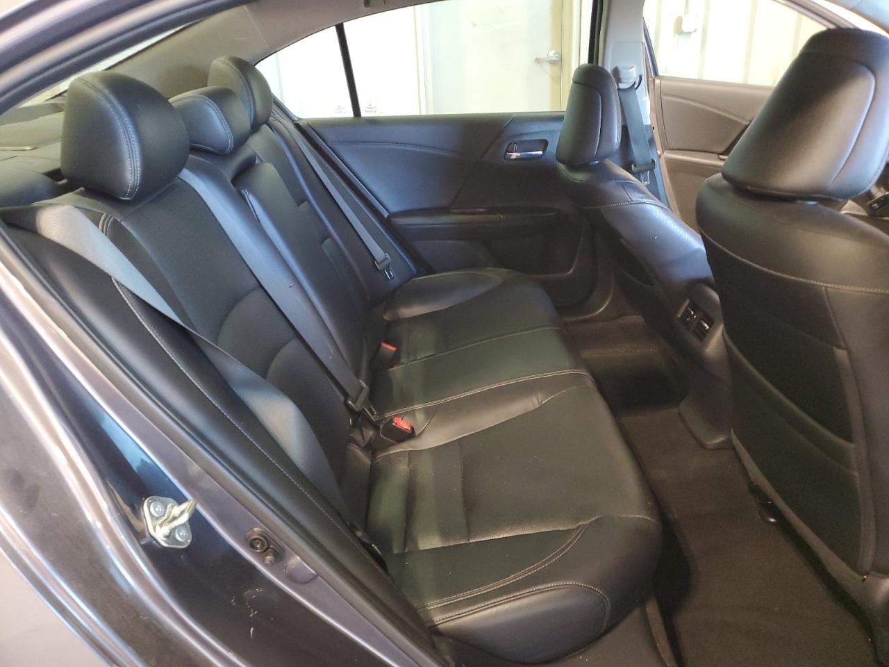 2017 Honda Accord - Image 11