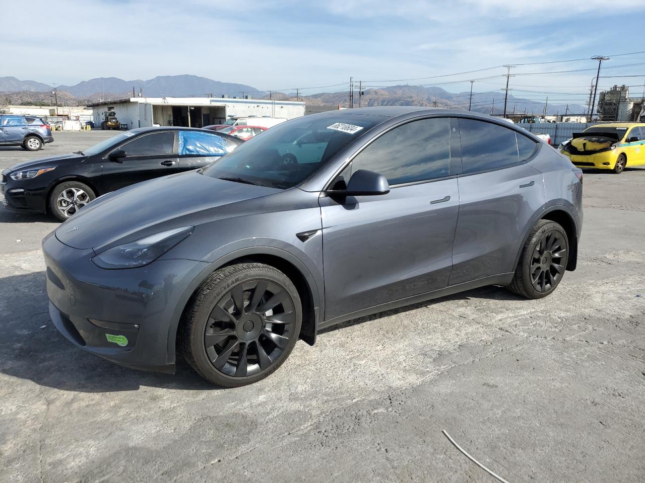 VIN 7SAYGDEE8PF639252 2023 TESLA MODEL Y no.1