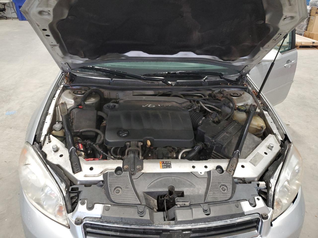 2013 Chevrolet Impala - Image 11