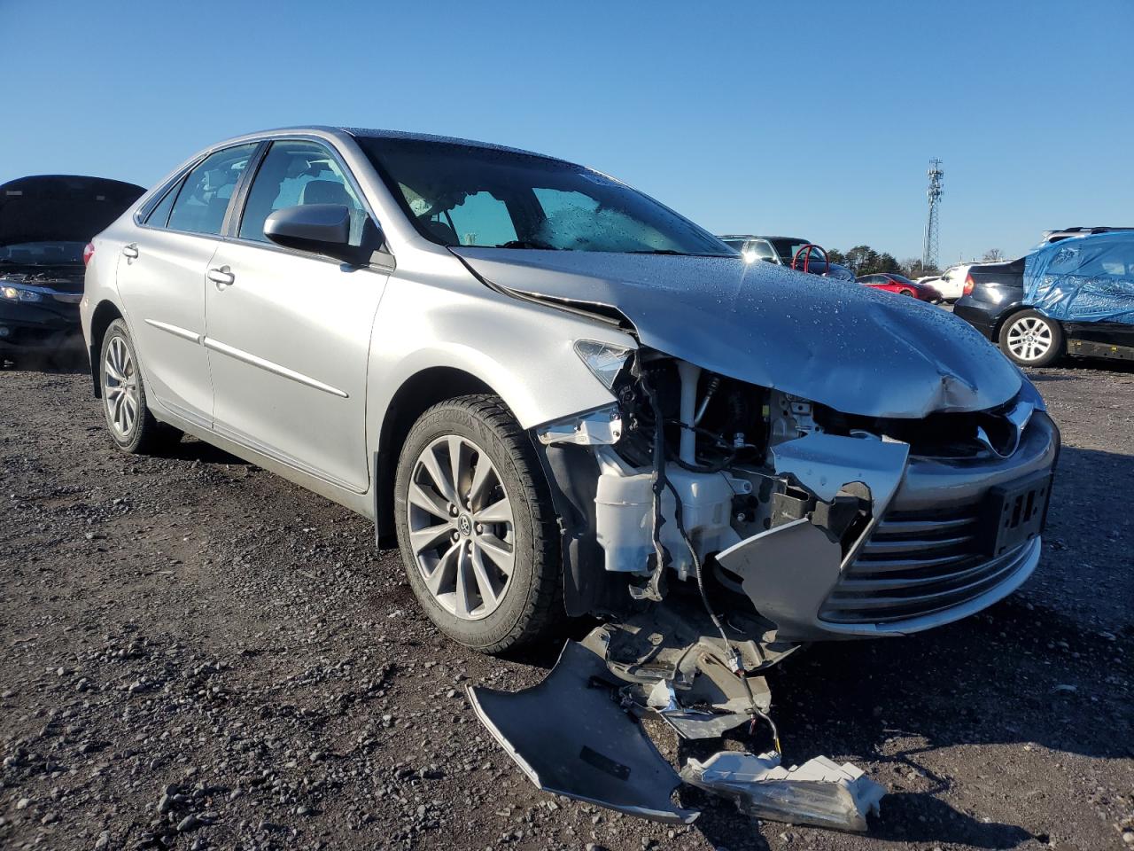 VIN 4T1BF1FK7HU775238 2017 TOYOTA CAMRY no.4