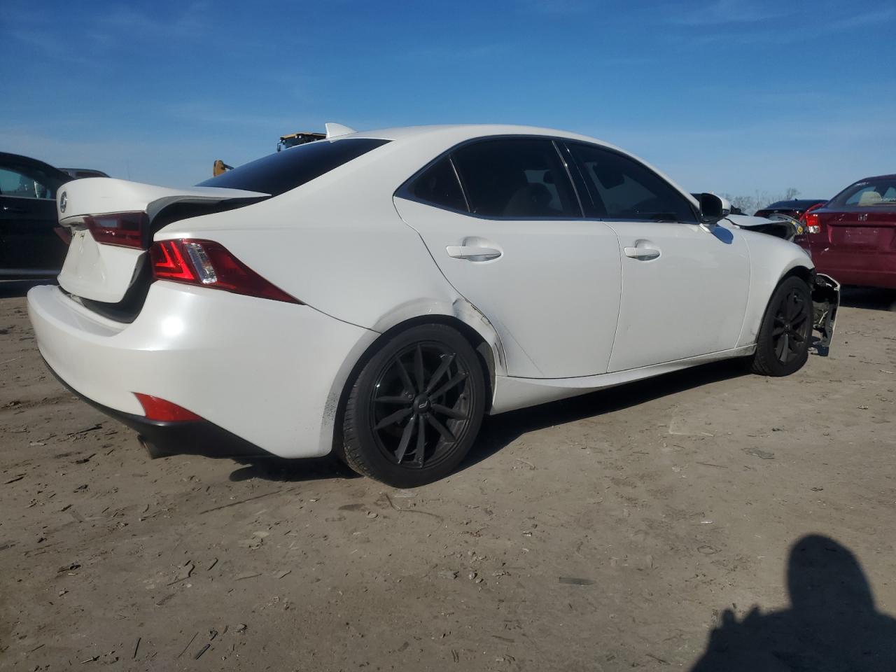 VIN JTHCF1D22F5016188 2015 LEXUS IS no.3