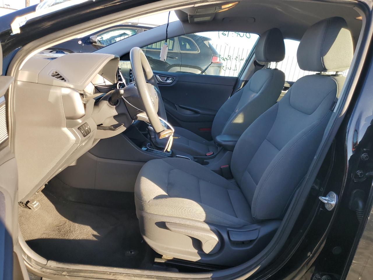 2020 Hyundai IONIQ - Image 7