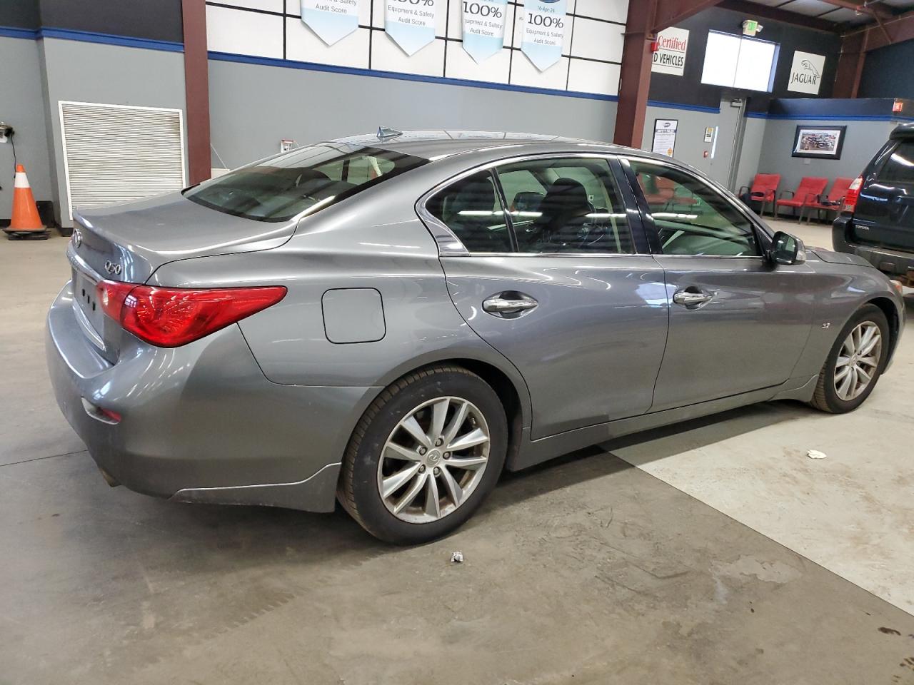 VIN JN1BV7AR9FM410204 2015 INFINITI Q50 no.3