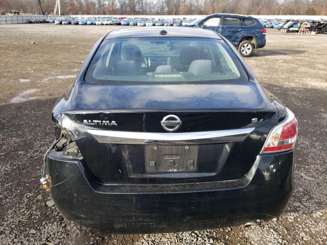 2015 Nissan Altima - Image 6