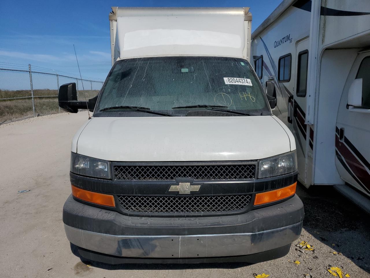 2018 Chevrolet Express - Image 5